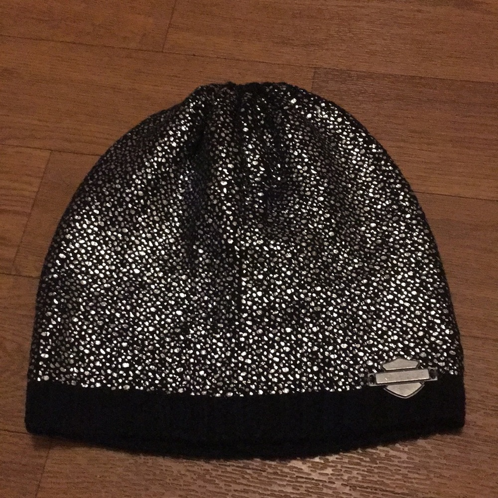 Beanie NWOT 🖤